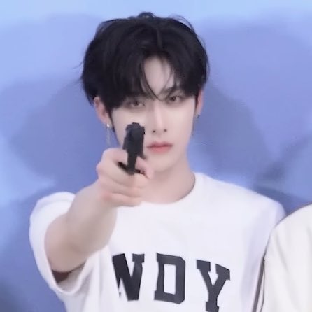 #ZEROBASEONE #2025MAMAVOTE 
알티안하면 쏴버릴거야. 제로즈탈락.