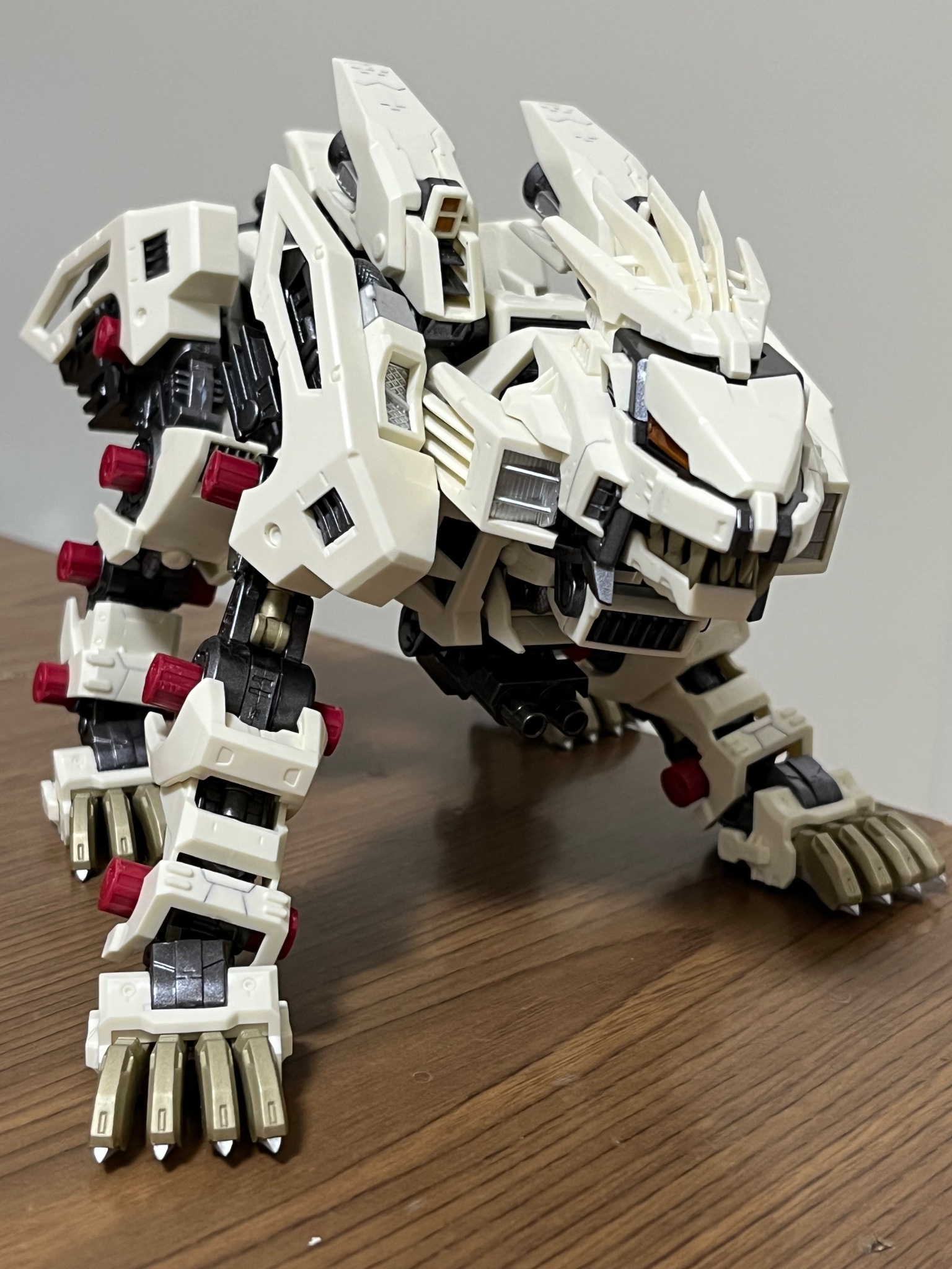 コトブキヤ HMM ライガーゼロ シュナイダー イェーガー パンツァー レビュー】HMM ライガーゼロパンツァー マーキングプラスVer