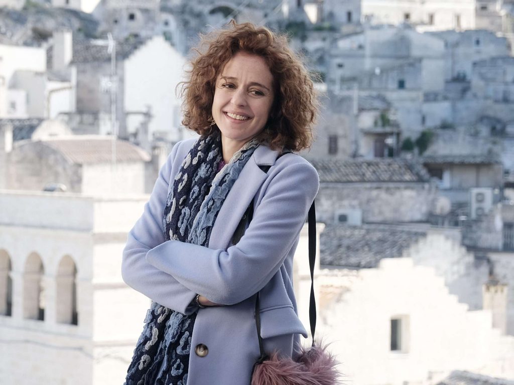 Tra le serie Rai presentate al Mipcom di Cannes, anche #ICasiDellAvvocatoGuerrieri, #LaPreside con Luisa Ranieri, #Estranei, #ImmaTataranni (stagioni 1-5) ad oggi trasmesso in 60 Paesi del mondo, #IlCommissarioRicciardi con Lino Guanciale (stagioni 1-3) già in onda in 70 Paesi.