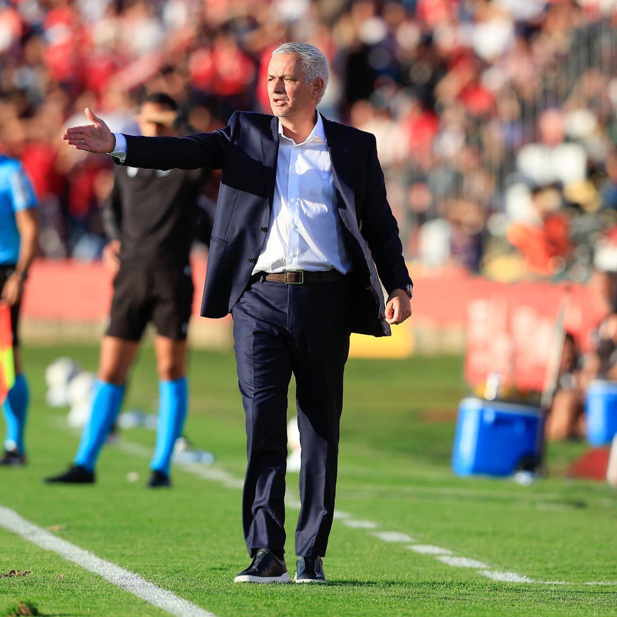 José Mourinho: “Amanhã joga o Samuel, mas não se trata de uma competição para o Trubin e outra para o Samuel, de todo. O Samuel é um ótimo guarda-redes. Trabalha muito e merece jogar”.