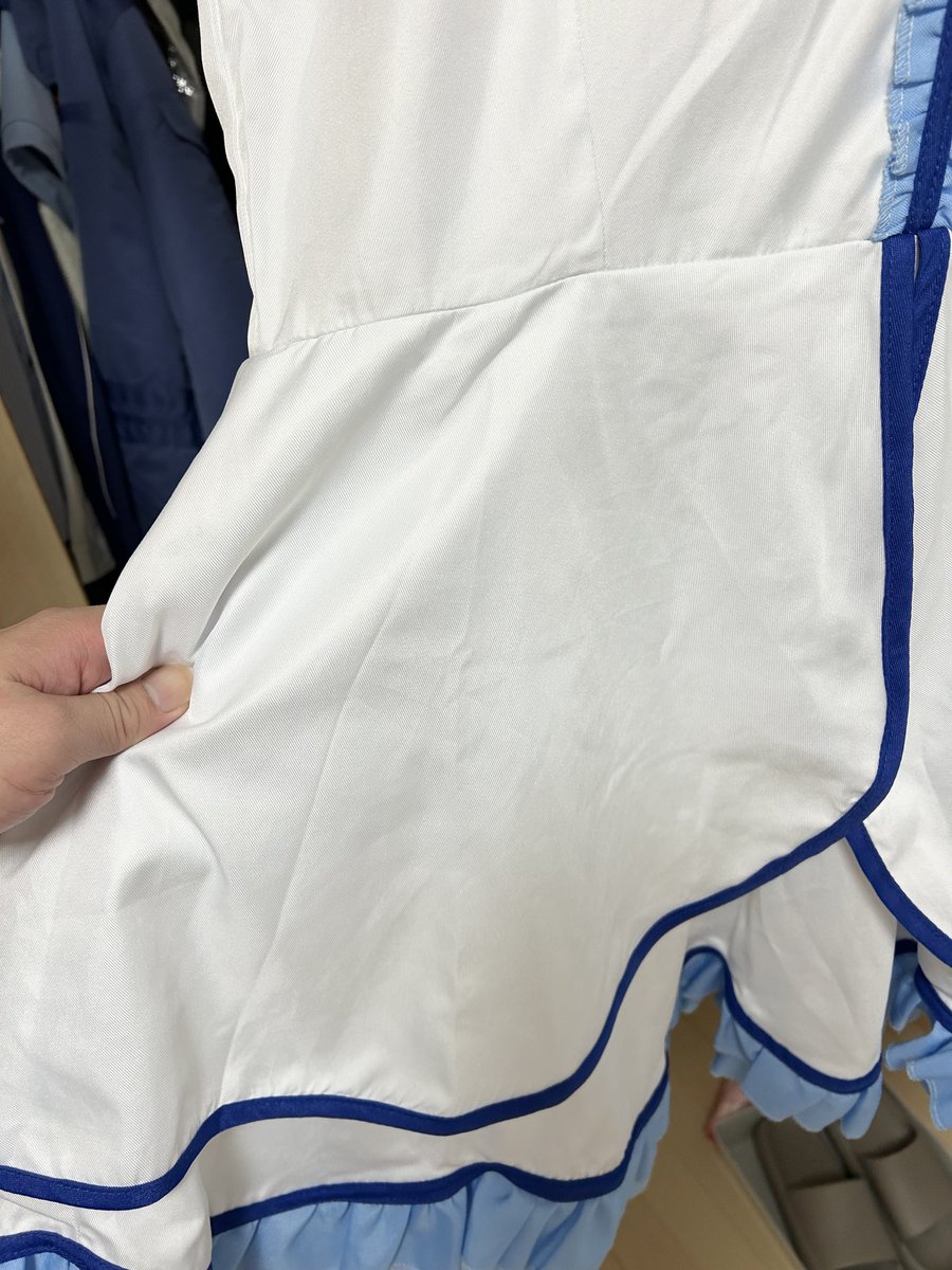 アブラナイトで実はハートの輪っかの右上あたりに焼肉のタレをこぼしましてこれを使い見事に成敗✌️