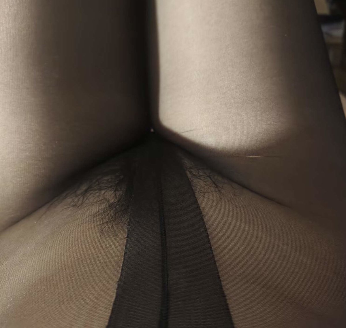 傻逼丝袜母猪又被丝袜洗脑了啊啊啊啊啊啊，骂死我好不好🥺 #辱骂  #丧志 #洗脑 ＃自毁   #母猪 ＃母狗 #反差婊 #母人 #母蛆 #母驴 #死妈 #社死  #母畜 #丝袜 #丝袜淫娃