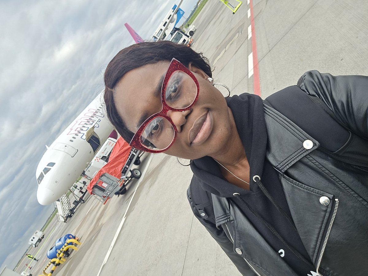 Bookie phronesis 🇬🇧🇨🇦🇮🇪🇳🇬 tweet media