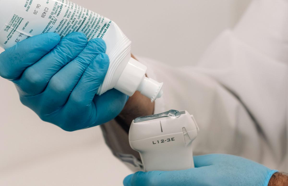 iclep.org/post/sigue-sie…
Sigue siendo crítica la situación con el gel  para ultrasonidos 
#ICLEP #CUBA #libertad_expresion_y_prensa_cuba #noticia_iclep