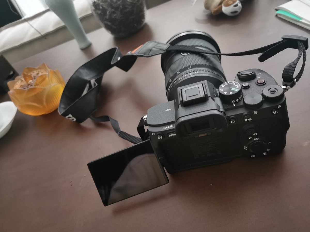 正常人类研究中心 tweet media