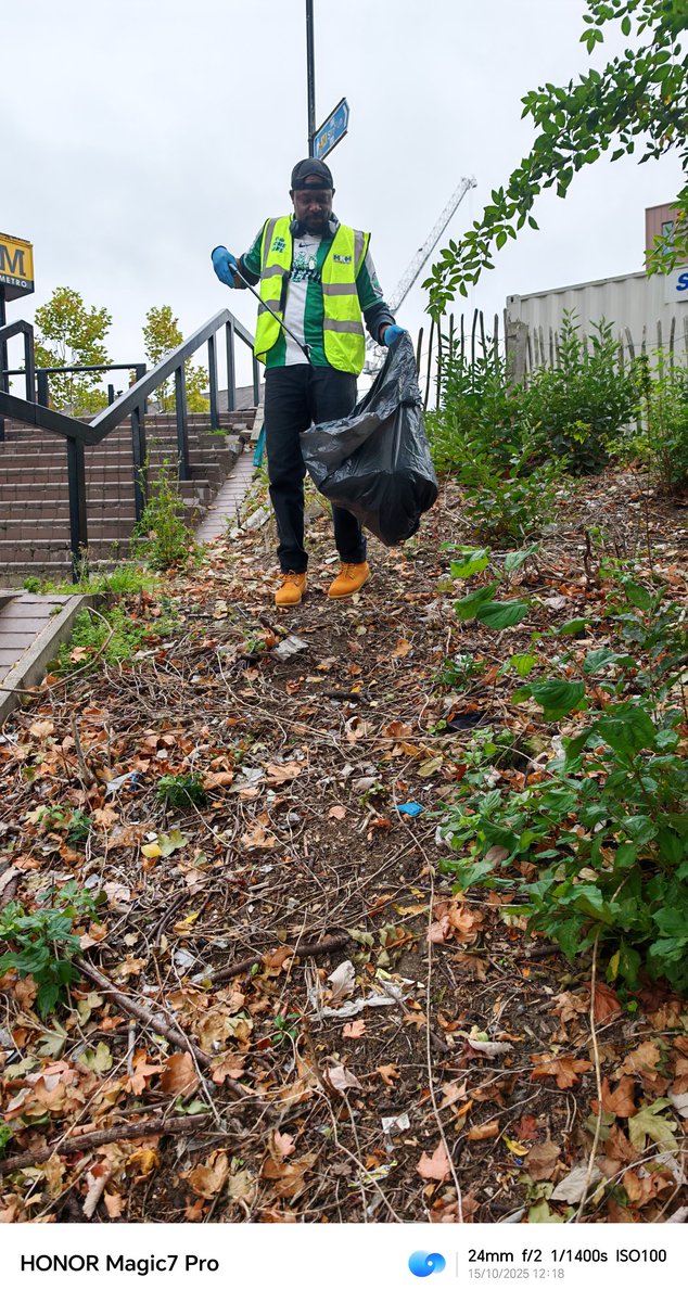 Lunchtime litter pick
Community services
St. James Park metro station
Newcastle City centre
Newcastle
United Kingdom

#CommunitySupport #communityservices #blackhistorymonth #blackcommunity #immigrants #diaspora #community #onelove