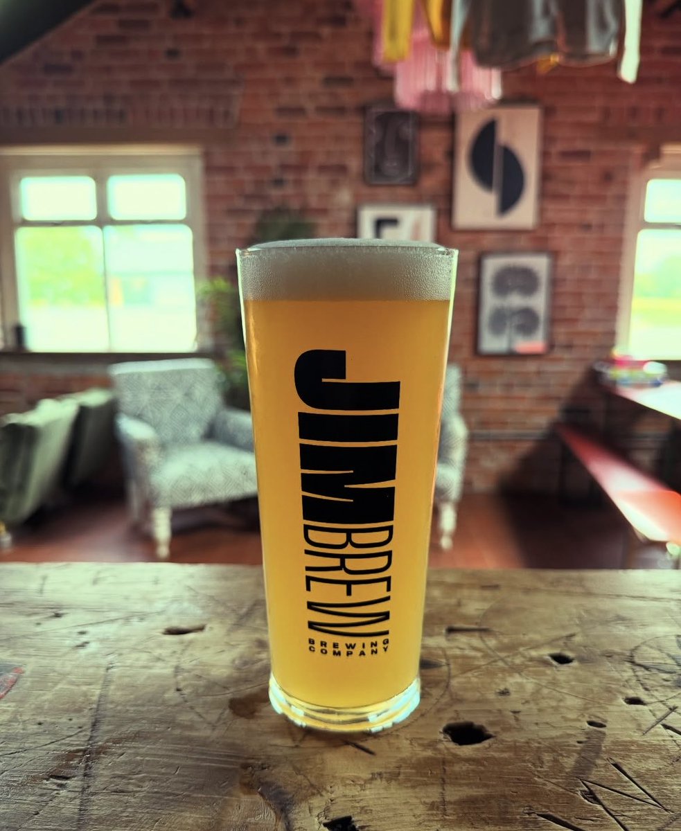 Bridge2Bitcoin's tweet photo. 📣We have a family run restaurant serving next level pizza + small plates &amp; bar run by Jim Brew Brewing serving craft beers + curated cocktails now accepting #bitcoin!😋🍻

🍕LUPO x JB Social
📍Preston New Rd, Freckleton PR4 1HP
🔗https://t.co/SBzajt2K6y
📸https://t.co/H7en29ertG https://t.co/nR0FkChKBg