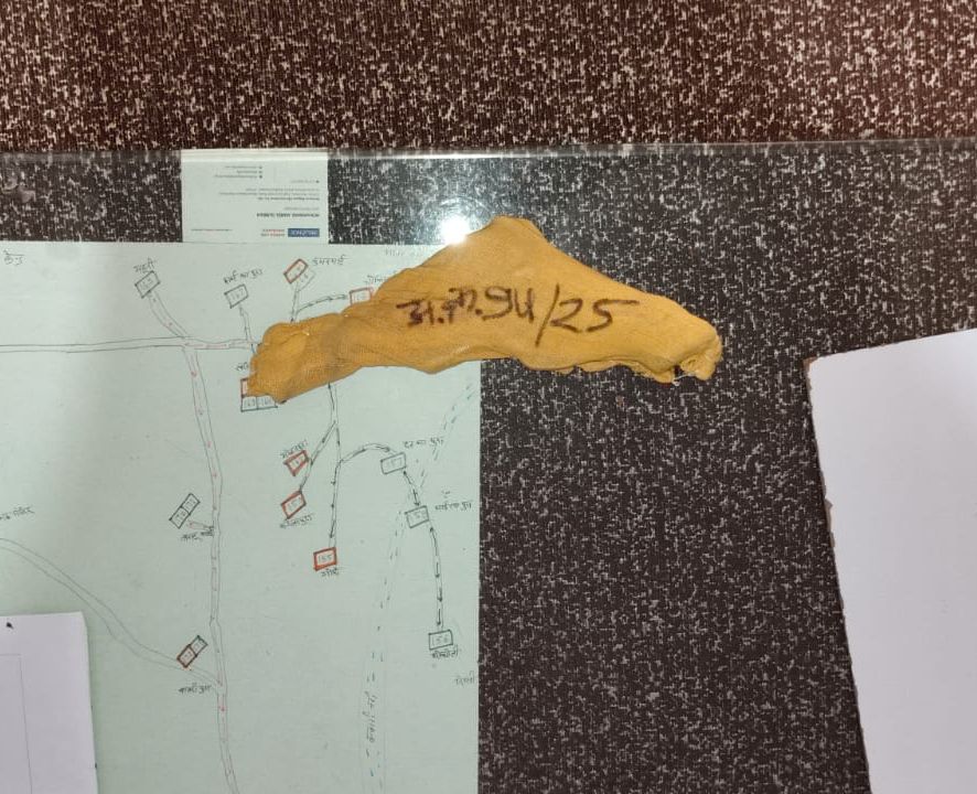 SP Morena (@spmorena_) on Twitter photo #मुरैना: थाना सिहोनिया पुलिस द्वारा 01 आरोपी को गिरफ्तार कर उसके कब्जे से अवैध हथियार- 315 का देशी कट्टा मय 01 जिंदा राउंड के जब्त किया गया।
<a href="/mohdept/">Home Department, MP</a>
<a href="/DGP_MP/">DGP MP</a>
<a href="/JansamparkMP/">Jansampark MP</a>
<a href="/MPPoliceDeptt/">Madhya Pradesh Police</a>
<a href="/IgChambal/">IGP_Chambal</a>
<a href="/digchambal1812/">DIGCHAMBAL</a>
<a href="/PROJSMorena/">PRO JS Morena</a> #मुरैना: थाना सिहोनिया पुलिस द्वारा 01 आरोपी को गिरफ्तार कर उसके कब्जे से अवैध हथियार- 315 का देशी कट्टा मय 01 जिंदा राउंड के जब्त किया गया।
<a href="/mohdept/">Home Department, MP</a>
<a href="/DGP_MP/">DGP MP</a>
<a href="/JansamparkMP/">Jansampark MP</a>
<a href="/MPPoliceDeptt/">Madhya Pradesh Police</a>
<a href="/IgChambal/">IGP_Chambal</a>
<a href="/digchambal1812/">DIGCHAMBAL</a>
<a href="/PROJSMorena/">PRO JS Morena</a>