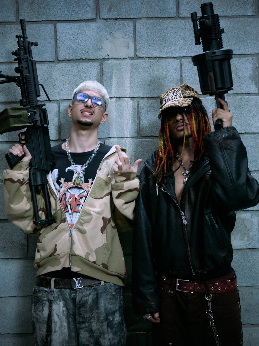 Trapmidias's tweet photo. Leviano x Brandão “Armamento russo” https://t.co/TJY2go9fxn