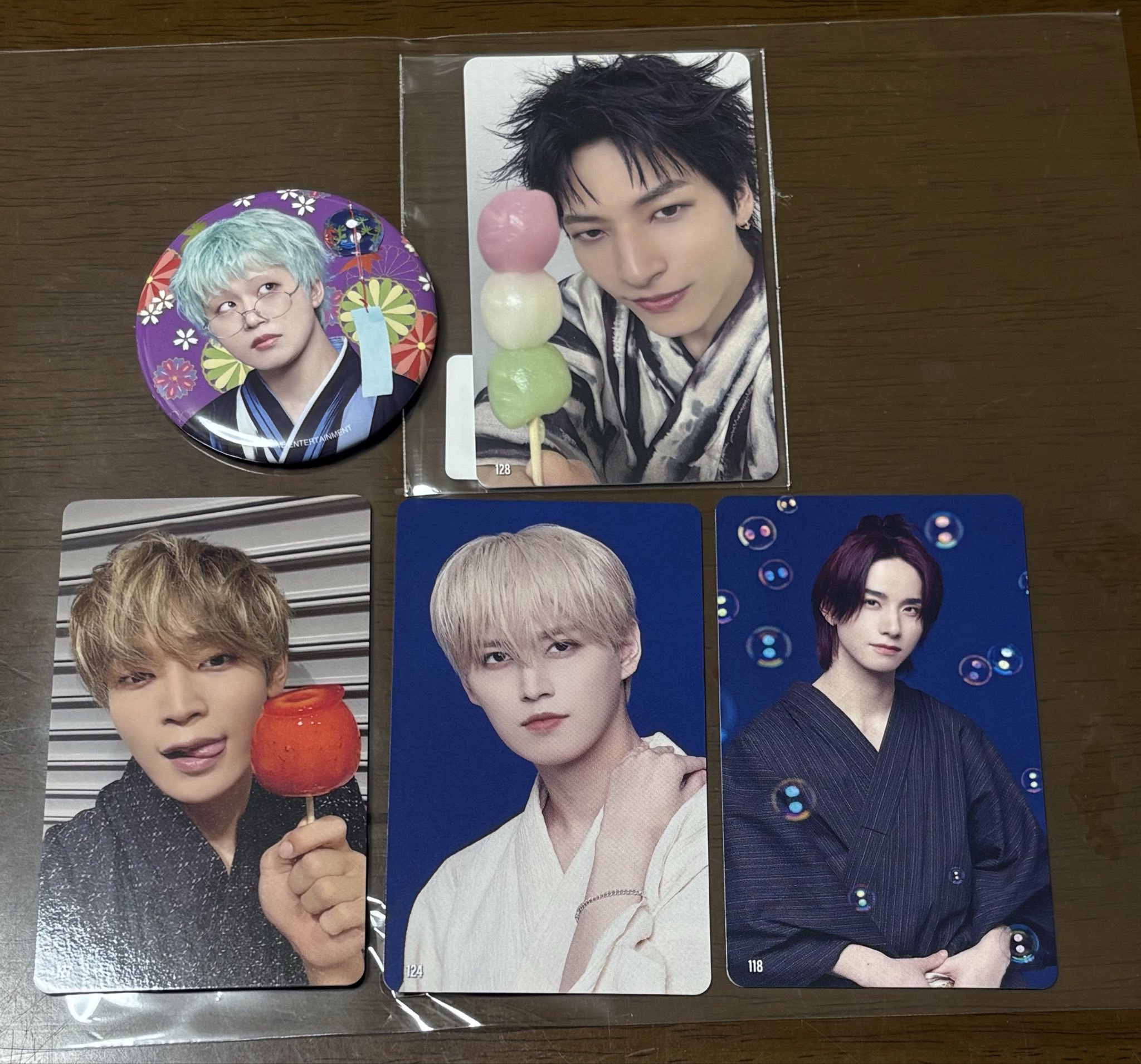 バラ売り可‼️ JO1 トレカ 缶バッジ 缶バッジ [ランダム/全11種