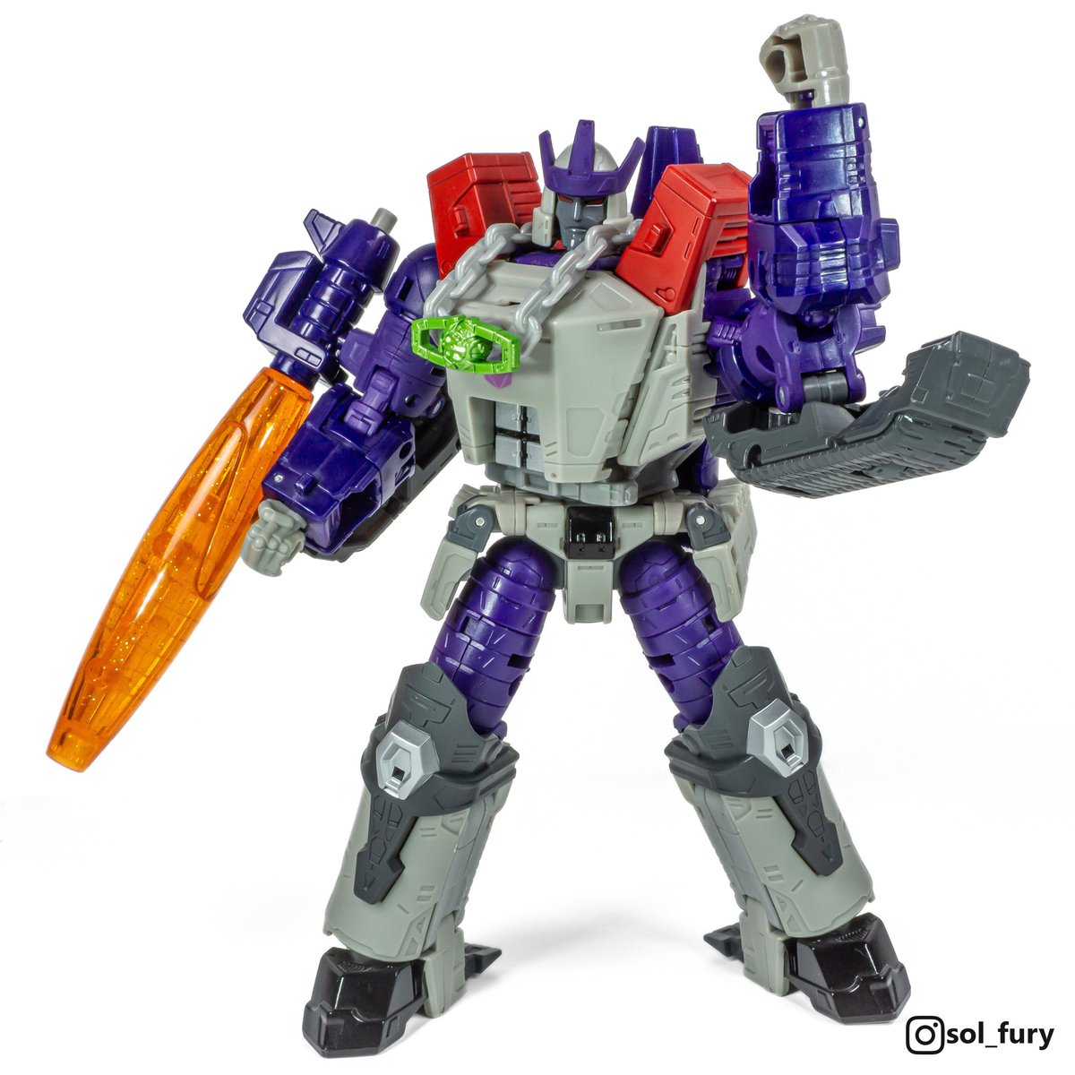 SolFury's tweet photo. Galvatron - Transformers Generations Selects (Leader class, 2021)
For me, this is the real Galvatron, thanks to stories like Target: 2006 and Time Wars.
#transformers
#diaclone
#transformersgenerationsselects https://t.co/FLulAzxlWp