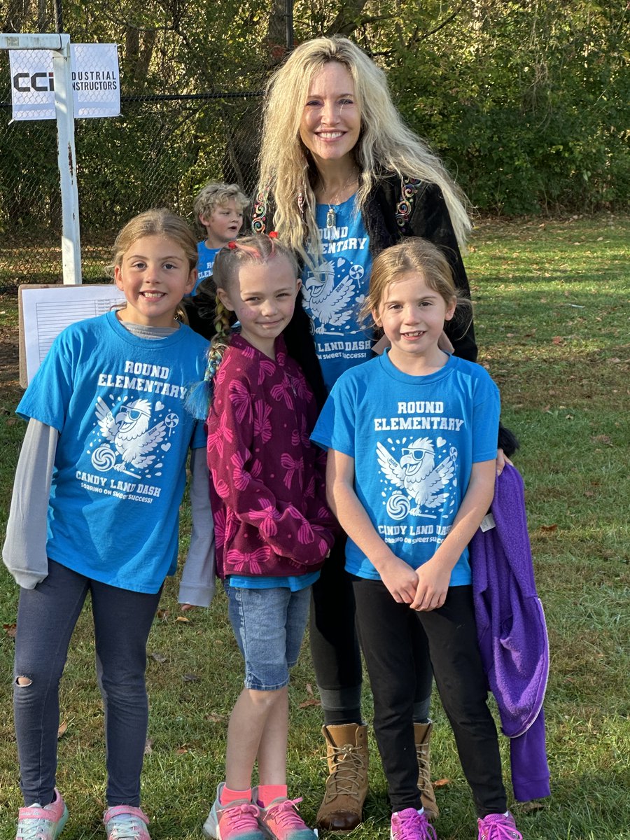 Round Elementary tweet media