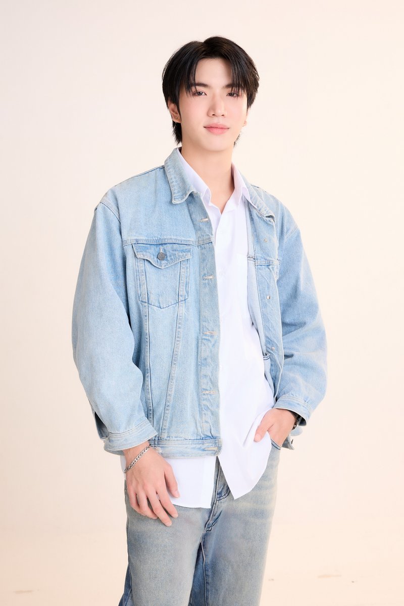 PRSocietyNews's tweet image. ซี-คีน” จับคู่อีกครั้งแซ่บกว่าเดิม! พร้อมพิสูจน์ความสัมพันธ์ที่ถูกลิขิต เกลียดอะไรมักได้อย่างนั้น! ในซีรีส์ “ไหนใครว่าพวกมันไม่ถูกกัน Head 2 Head” ประเดิมตอนแรก 26 ตุลาคมนี้ ทางช่อง GMM25
#H2Hseries
#seakeen #SurfJava
#sea_ta_lay #keenkeno…