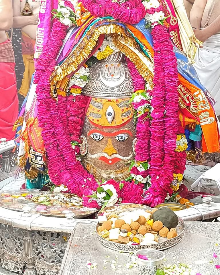 pankajthakkarr's tweet image. जय महाकाल, जय जय महाकाल

#pankajtakkar #pankajtakkarbjp #pankajtakkarr #पंकजठक्कर #delhi #दिल्ली #जनकपुरी #janakpuri #bjp #बीजेपी #भाजपा #bjp4delhi #महाकाल #mahakaleshwar #mahakaleshwar_temple_ujjain #महाकालेश्वर #महाकालेश्वर_ज्योतिर्लिंग🙏