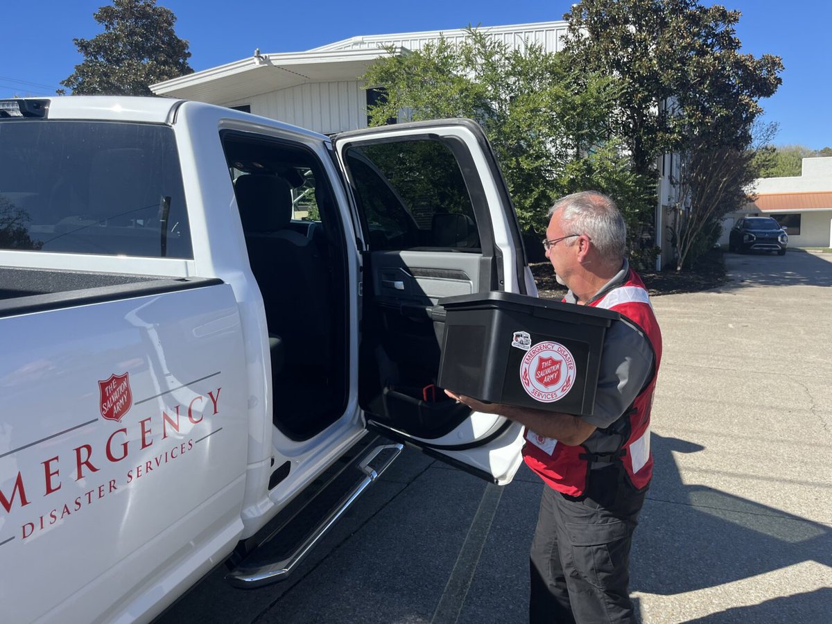 Salvation Army EDS tweet media
