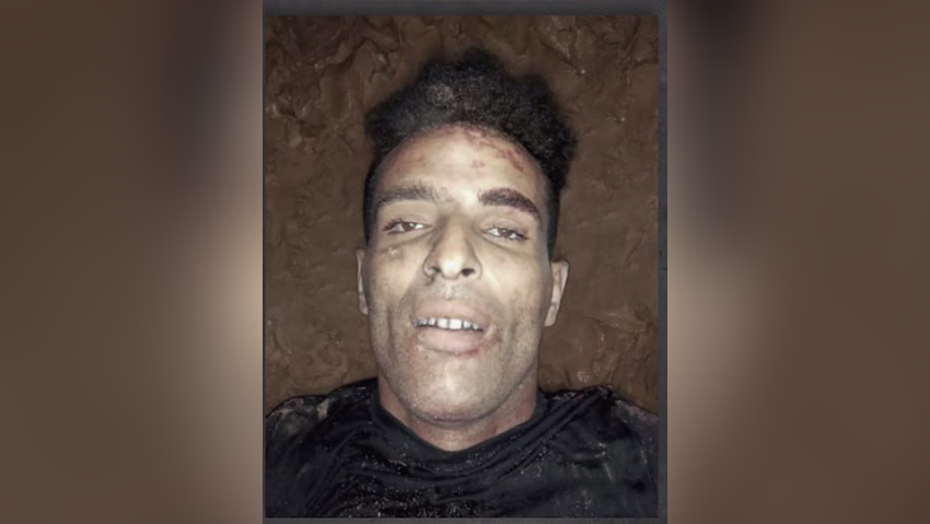 Dün Kassam Tugayları'nın teslim ettiği ölü esirlerden birinin İsrail'de DNA'sı bulunamadı. 

Ardından cesedin İsrail'e çalışan bir haine ait olduğu belirlendi.   

İsmi Halil Dawas. Batı Şeria'da yaşıyordu. Uzun süredir İsrail ordusuna para karşılığında Hamas üyelerinin