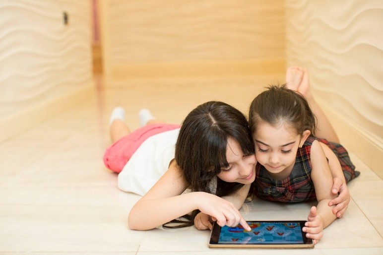 Does your child enjoy playing video games? Explore our collection of educational games designed for beginner, intermediate, and advanced levels! These fun and interactive games teach important lessons about poison prevention and safety. Visit mdpoison.com/education/game… for more!