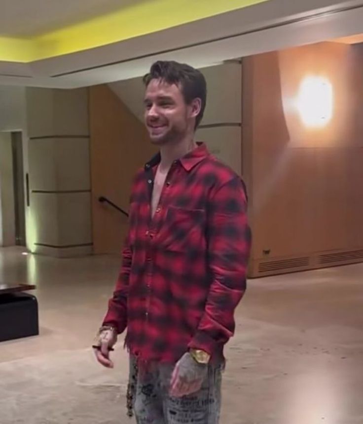 njhfearlesss's tweet image. I miss you more than life 🤍