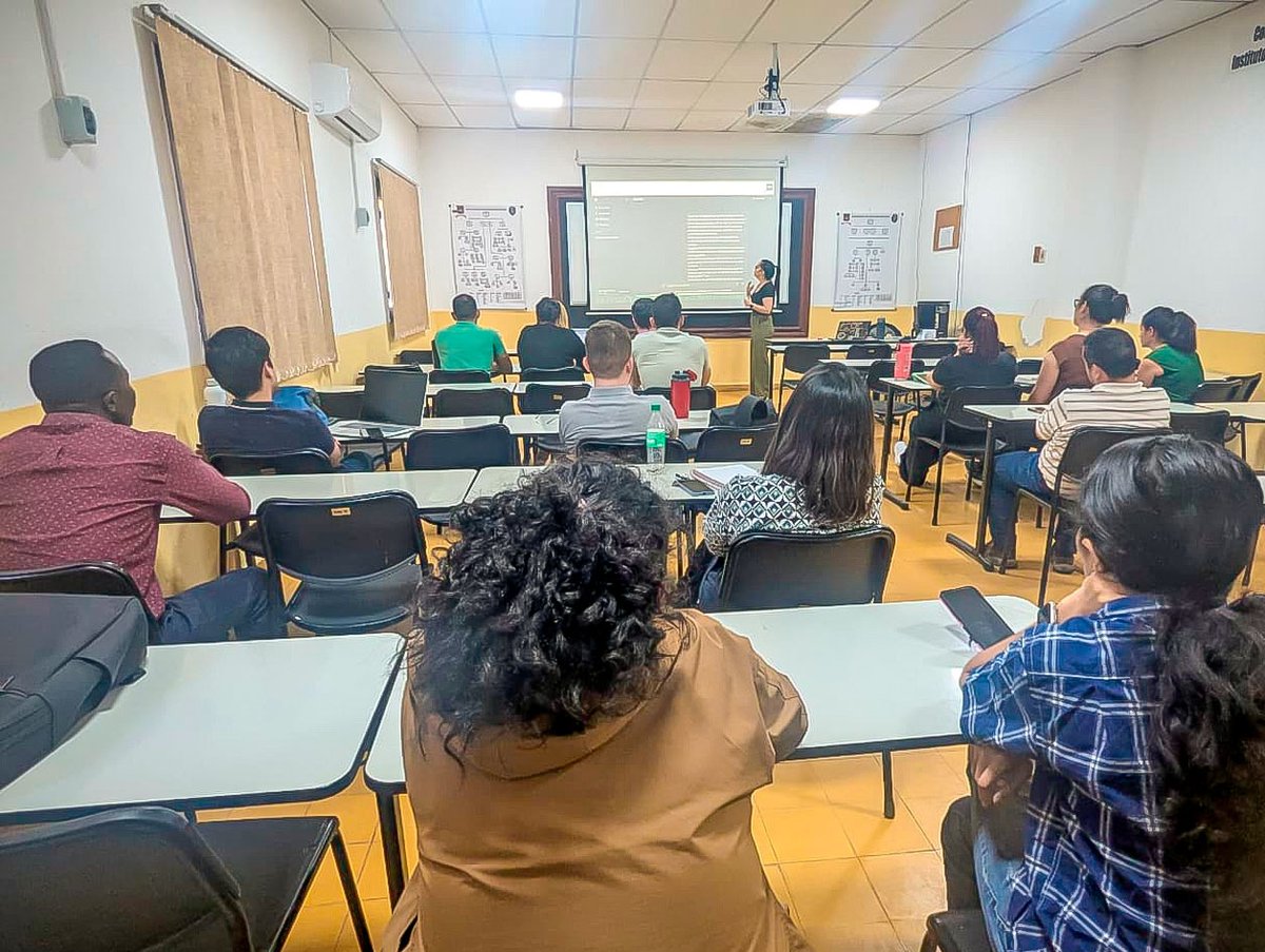 UPTP_py's tweet image. La UPTP realizó una jornada exitosa de capacitación docente sobre Inteligencia Artificial aplicada a la educación, promoviendo su incorporación para experiencias de aprendizaje innovadoras y personalizadas. 

➡️short.do/aDUTT6

#UPTP #InnovaciónEducativa