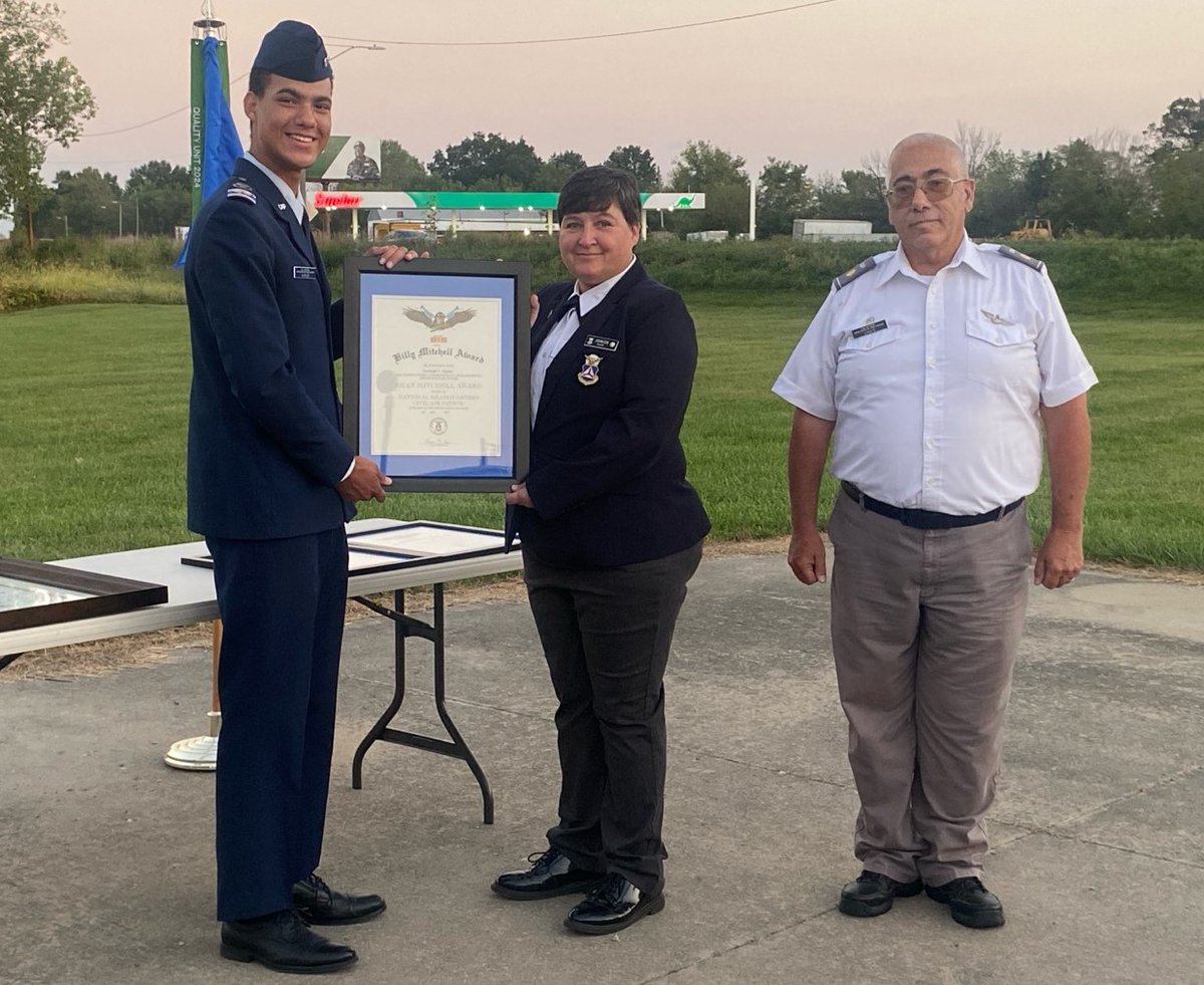 mocapnews's tweet image. Please join Missouri Wing in congratulating the following four cadets from the Sedalia Cadet Flight on their recent promotions! #civilairpatrol #CAPcadet
facebook.com/MOCAPNEWS/post…