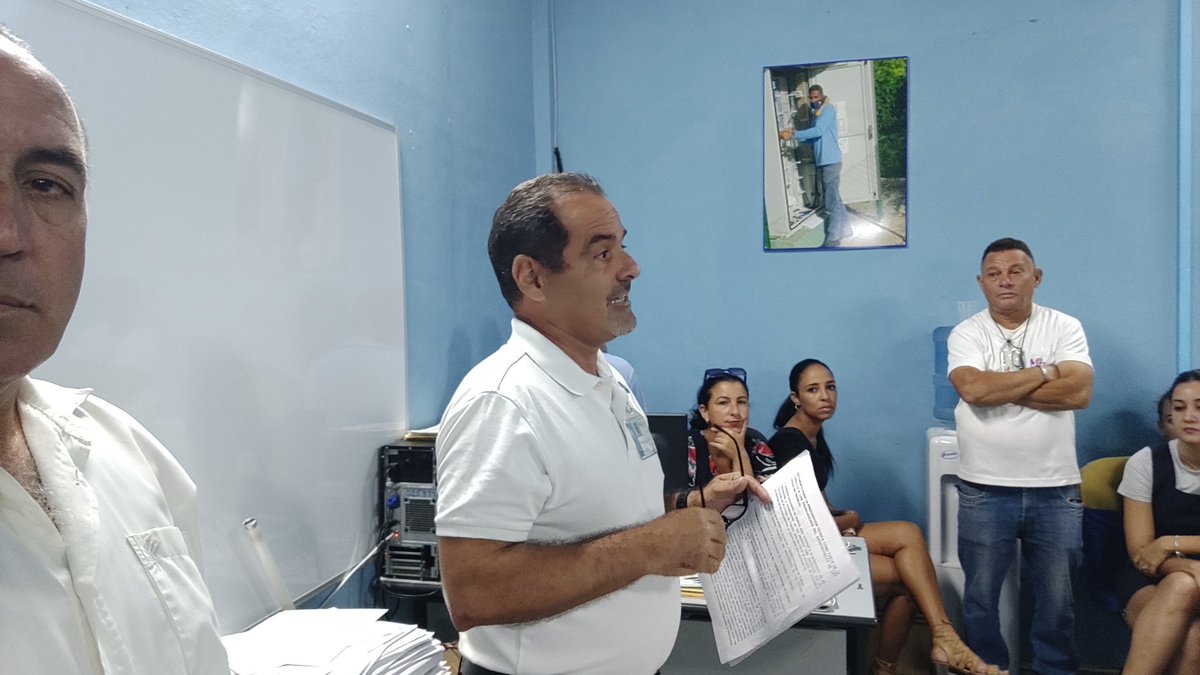 Realizan los trabajadores de <a href="/ETECSA_Cuba/">ETECSA</a> #Artemisa la discusión del Anteproyecto del #CódigoTrabajo dónde se dieron a conocer y se debatieron las propuestas de cambios. #ArtemisaJuntosSomosMás #EtecsaConCuba #EtecsaTeAcompaña