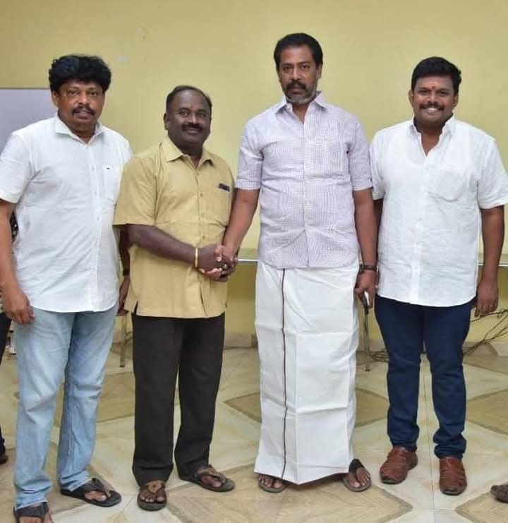 ஐபி செந்தில்குமாருக்கு
காவடி தூக்கும் திண்டுக்கல் மாவட்ட பாஜக மாவட்ட செயலாளர் முத்துக்குமார்
அப்புறம் எப்படிடா நாங்க உணர்வோட செயல்பட முடியும்
திண்டுக்கல் மாவட்ட பாஜகவை அதல பாதாளத்தில் தள்ளும் மாவட்ட தலைவர் முத்துராமலிங்கம் ...
  <a href="/annamalai_k/">K.Annamalai</a> 
<a href="/Bhairavinachiya/">𓄂𖤍Bhairavi Nachiyar𖤍 பாண்டிய நாட்டு இளவரசி 𓄂</a> 
<a href="/SanghiPrince/">Sanghi Prince 🚩</a>