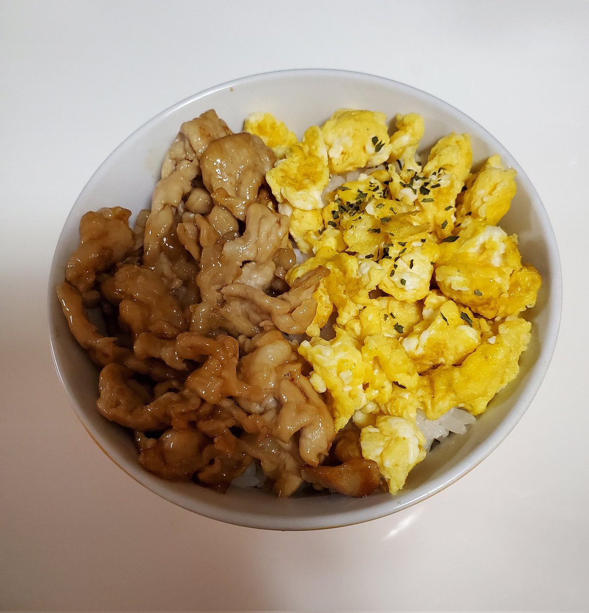 もりもり食べよう(っ'ω'c)