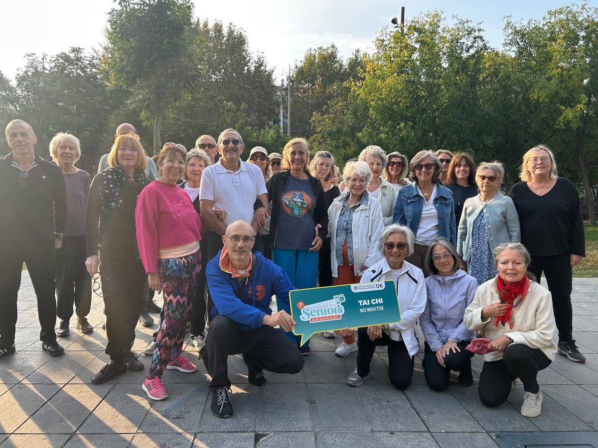 Retours en images sur la Quinzaine des Seniors 2025 – Hors les murs ! 

Du 12 au 17 octobre, nos aînés sont à l’honneur avec de nombreux ateliers et animations gratuits proposés sur tout le territoire : cuisine, bien-être, ateliers créatifs et numériques, quiz, sorties