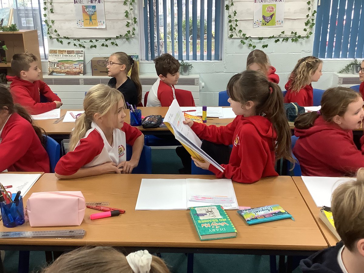 MillbrookWigan_'s tweet image. Y5 using hot seating and partner talk  to help with characterisation for writing #mbenglish #makingconnections #creativeexpression