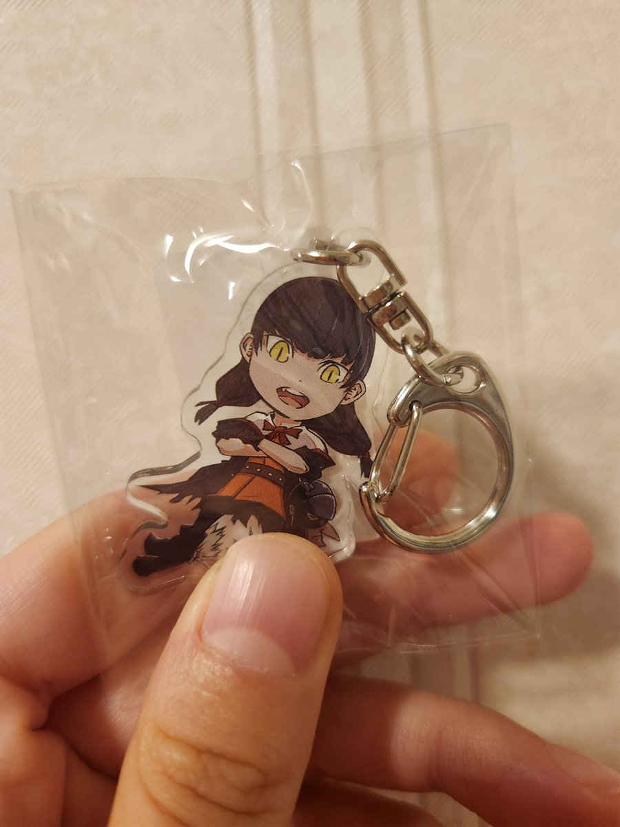 今日は久しぶりのスタジオに入ってきました〜！
そしたらなんとウスキス！！！ウスキスをいただきました……！！可愛いね！可愛い！
(ᐠ  ᐛ )ᐟｲｲｲｲｲﾔｬｱｧｧｯｯﾀｧｧｧｧｧｧｧｧｧ