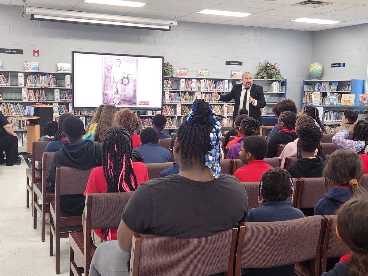 Graham Elementary tweet media