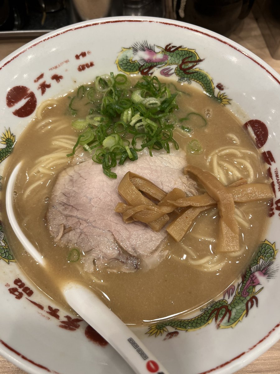 なんか前より量減ったし味も素っ気なくなったような。
個人の主観です。ご馳走様でした！