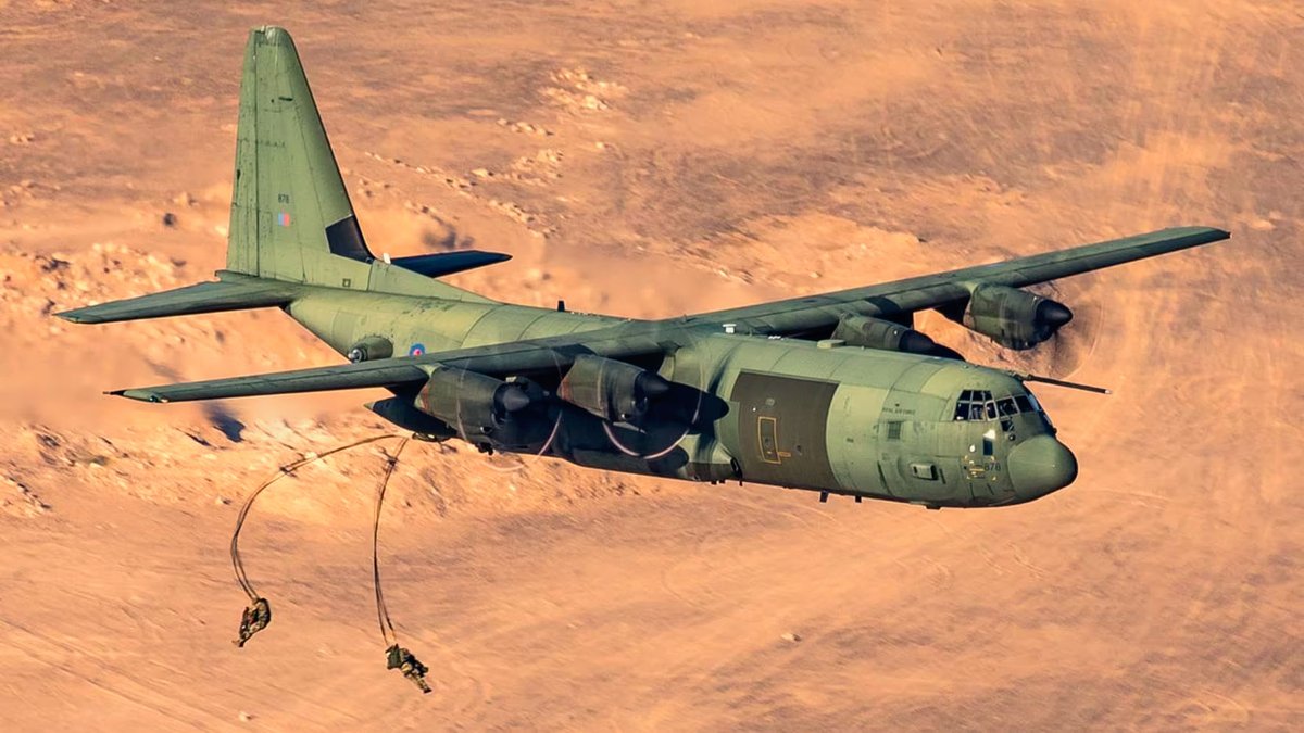 Türkiye, İngiltereden İkinci El C-130J Nakliye Uçağı Alıyor
Millî Savunma Bakanlığı, Türk Hava Kuvvetleri’nin nakliye filosunu güçlendirmek amacıyla Birleşik Krallık’tan 12 adet C-130J Super Hercules uçağı tedarik ettiğini açıkladı.
💬 Ne dediler
MSB Sözcüsü Tuğamiral Zeki