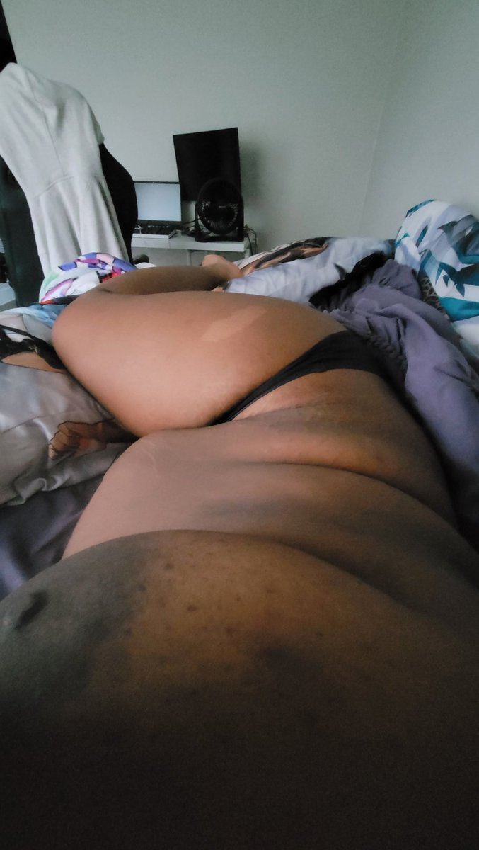 Who wants to cuddle up with this momma big cat this morning~?