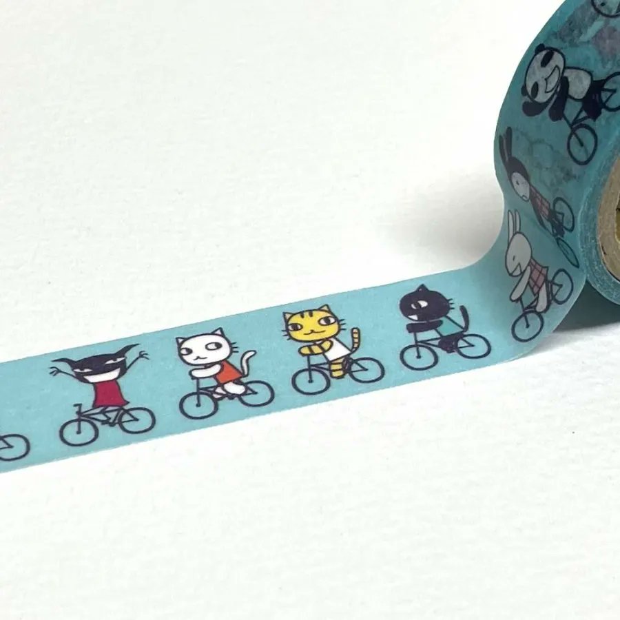 にぎやかで楽しい柄のマスキングテープ、ハロウィン柄もありますよ