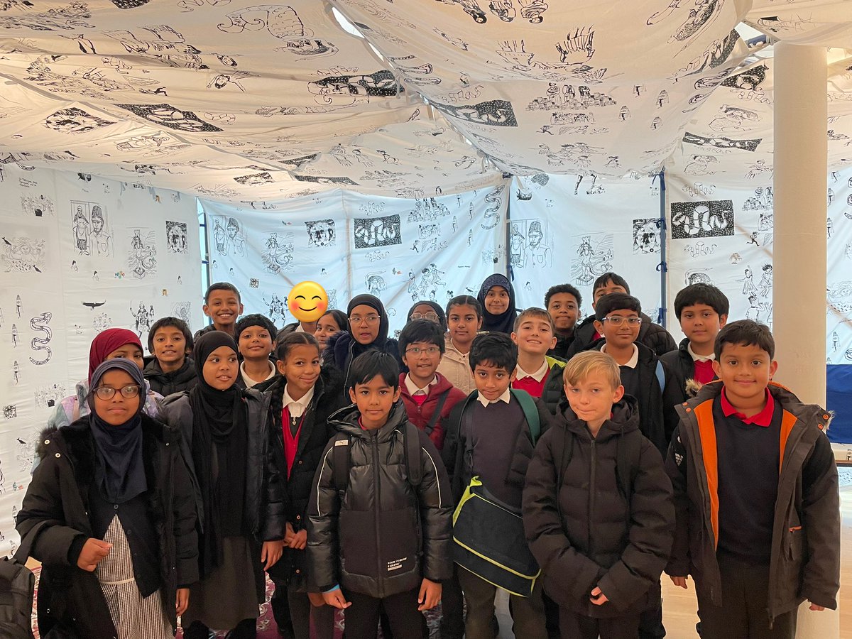 MayflowerSch's tweet image. More from our visit to @_TheWhitechapel to see @stockwelljoy exhibition. #year6 #art #ks2 #kusamaclass