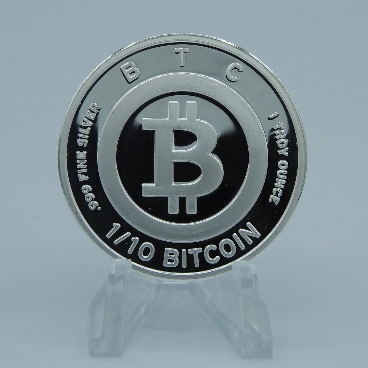 FiniteByDesign's tweet image. #TBT: Bitcoin in Silver

💎 Limited Edition 1/10th Bitcoin Coin — 1 troy oz .999 silver, only 1,000 made. A collectible time capsule for long-term believers.

👉 Grab yours at finitebydesign.net

#FiniteByDesign #CryptoCollectibles #PhysicalBitcoin #TBT