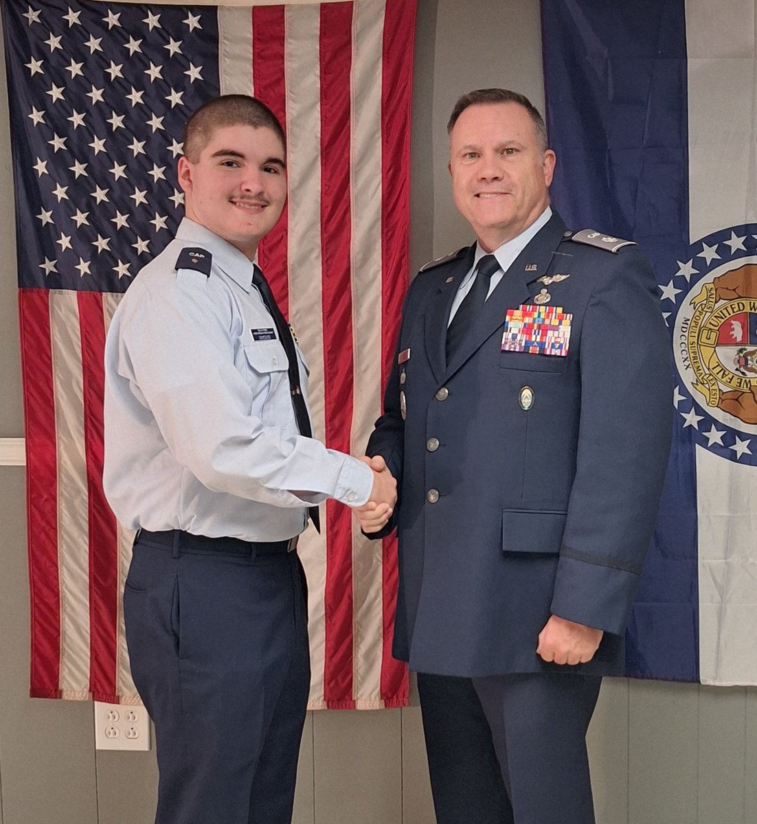 mocapnews's tweet image. Congrats to Missouri Wing Excelsior Springs Composite Squadron&apos;s Cadet 2nd Lt. Ramseyer on his Gen. Billy Mitchell Award and promotion to the cadet officer ranks -- as presented by Missouri Wing Deputy Chief of Staff for Support Lt. Col. John Burrows.! #civilairpatrol #CAPcadet