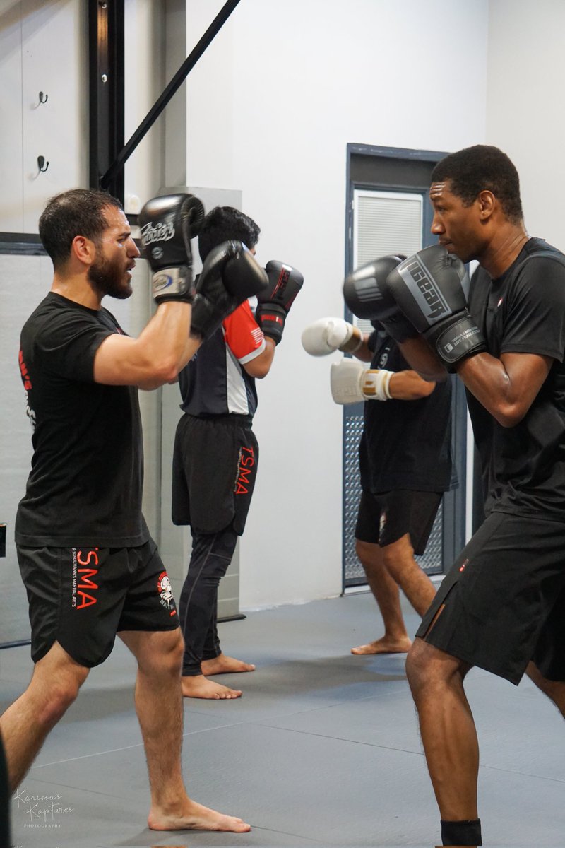 Never stop learning because life never stops teaching. #ThursdayMotivation #ThursdayThoughts #ThursdayVibes #ThursdayMorning #ThursdayMood #BlackExcellence #LifeLessons #Kickboxing #BoundForGlory #BOSSMODE #BOMBSANDDRAMA #TuneUpCrew #FYP #ForYou #foryoupage 

📸: <a href="/KarissasKapture/">KarissasKaptures</a>