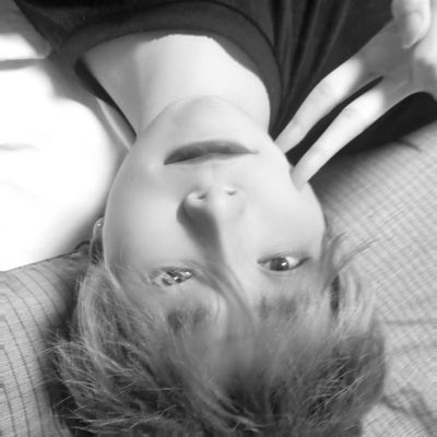 halin14253791's tweet photo. #새프로필사진
20살때.. https://t.co/soKn6d6jzK