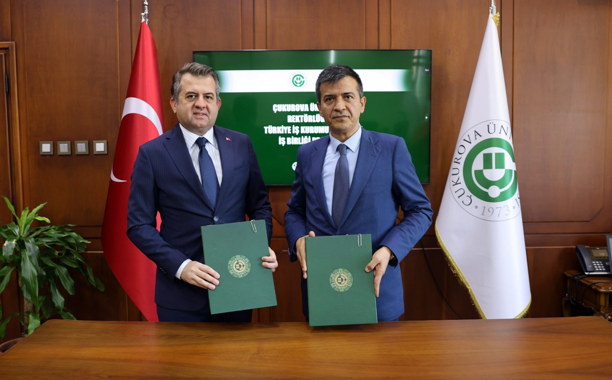 Rektörümüz Prof. Dr. Hamit Emrah Beriş, Adana Çalışma ve İş Kurumu İl Müdürü Sayın Ahmet Karaveli’yi makamında ağırladı.
Ziyarette, taraflar arasında, Çukurova Üniversitesi öğrencilerinin istihdamına yönelik iş birliği protokolü imzalandı. Kendilerine bu nazik ziyaretten ötürü