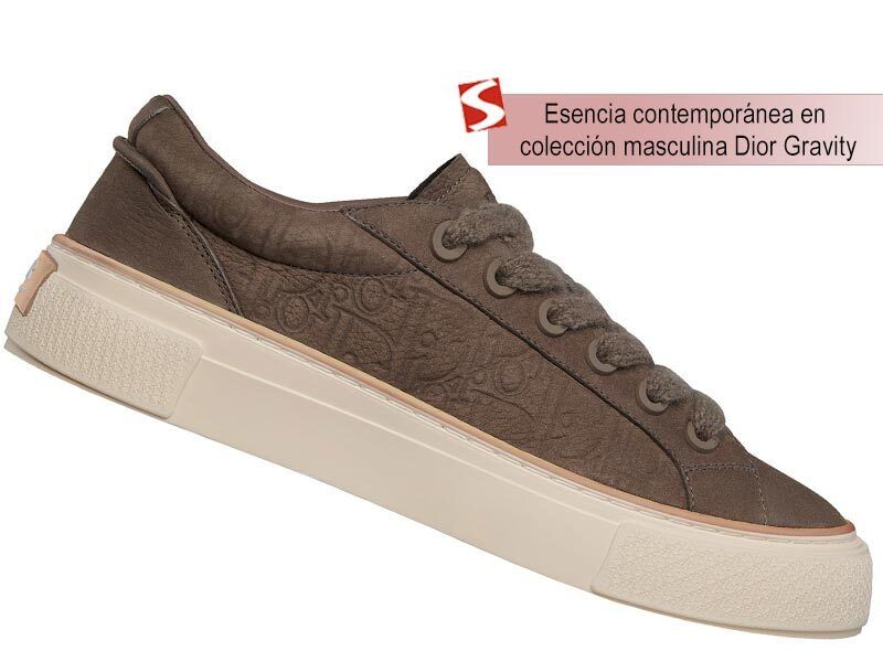 STYLEAMERICAmag's tweet image. La más reciente colección masculina Dior Gravity propone un estilo de esencia contemporánea que refleja la innovación de la marca de lujo francesa, te contamos de que se trata: ➡️ buff.ly/0TnAUFB #StyleModa
¿Ya conocías el concepto detrás de Dior Gravity?