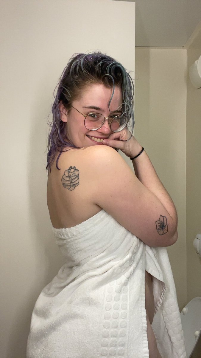 krissykream69's tweet photo. If only you were here….. https://t.co/aF2M8BrBbO
