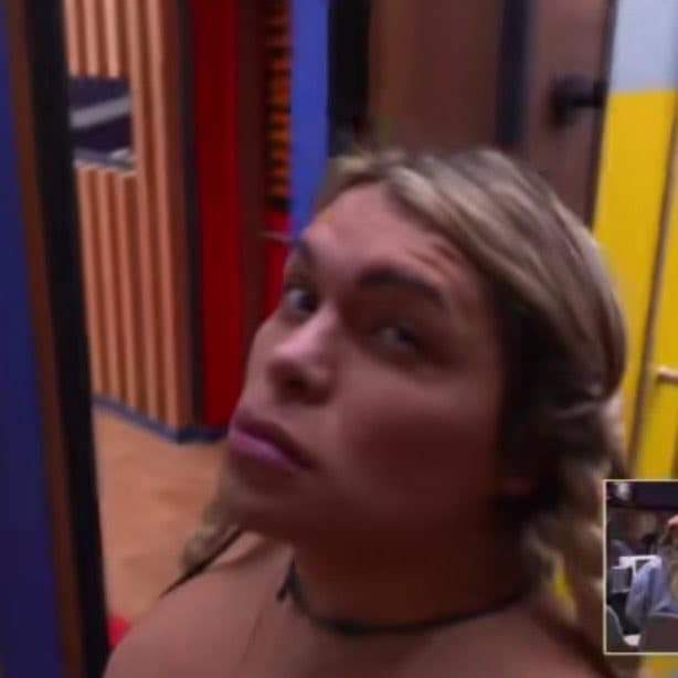 Los músculos, el dinero y un puesto político sacan la verdadera personalidad de la gente.