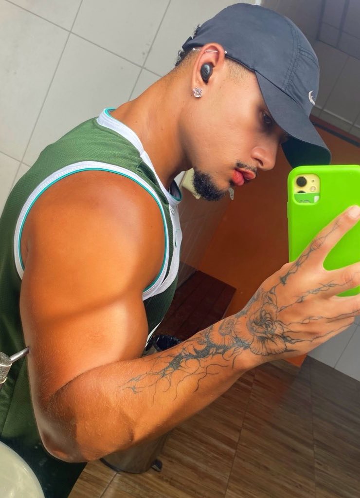 Guuusttavooo's tweet image. 🍀