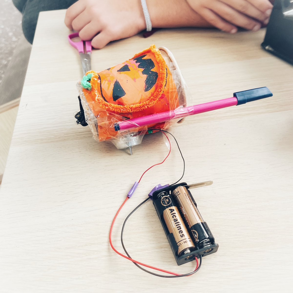 Participem a la #EUCodeWeek amb activitats de robòtica i pensament computacional.