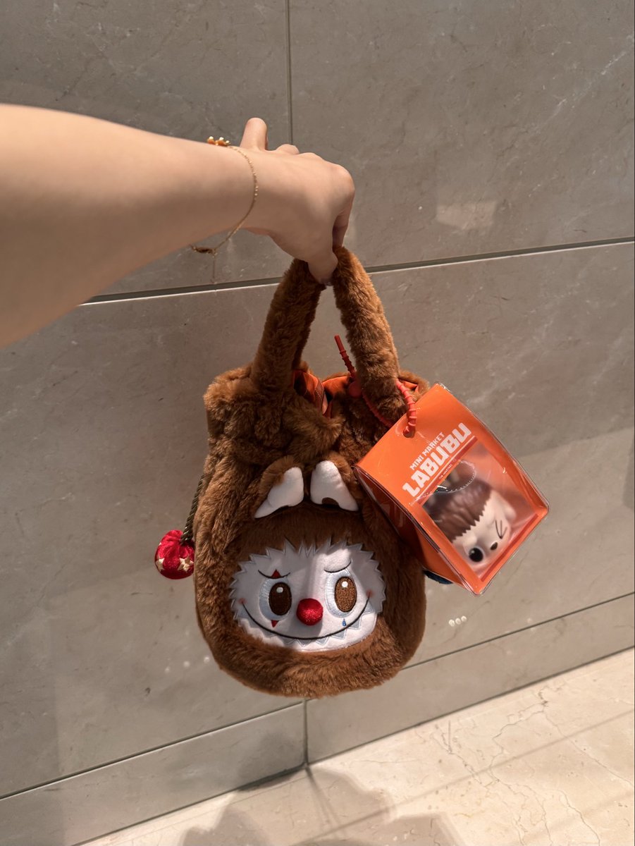 ピエロ ラブブ 正規品 新品】Why SO Serious Juggling ラブブ ピエロ｜Yahoo!フリマ