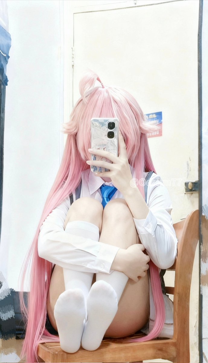 萝莉形态橘子

#男娘 #男の娘 #碧蓝档案 #BlueArchive #cos #小鸟游星野 #白袜 #足底