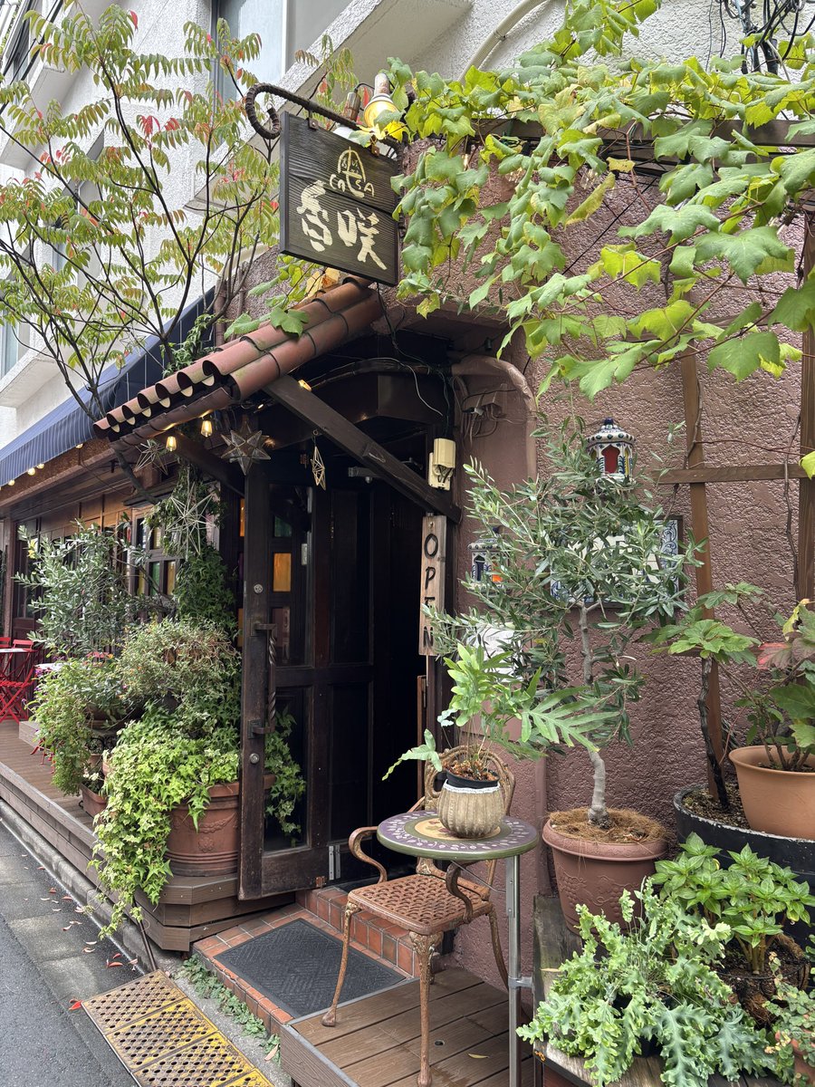MCPT25's tweet photo. マツコ絶賛のパンケーキ食べてきた
📍cafe 香咲 / 表参道 https://t.co/vIWxqiviY5