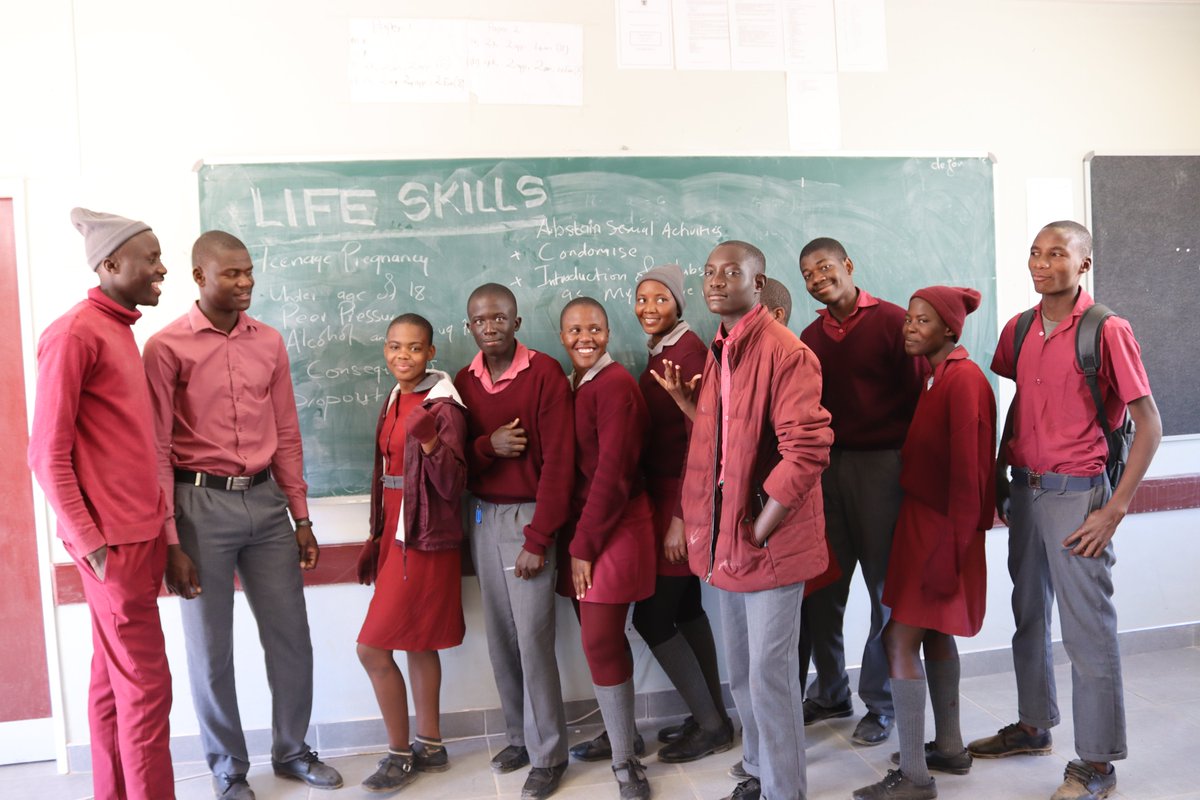 UNFPA_Namibia's tweet photo. As of 2023, 122 million girls are out of school globally. At @UNFPA 🇳🇦, we help build capacity of health workers to provide adolescent-friendly health services & teachers to deliver HIV life-skills-based health edu., empowering girls to make informed decisions about their bodies. https://t.co/Pw7kK6OgLR